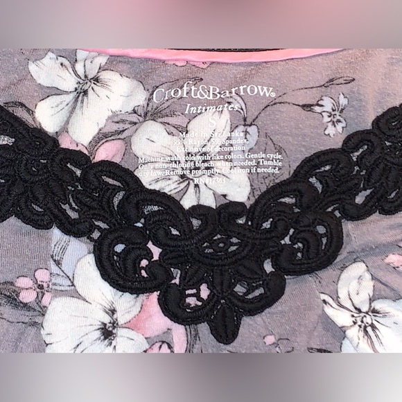 Croft & Barrow Women’s Nightgown, Gray Floral, Size S - Picture 2 of 4